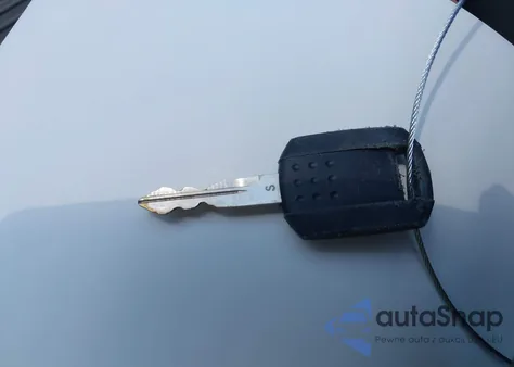 2005 Mercury Sable Gs from USA, damaged, VIN 1MEFM50U85A604037